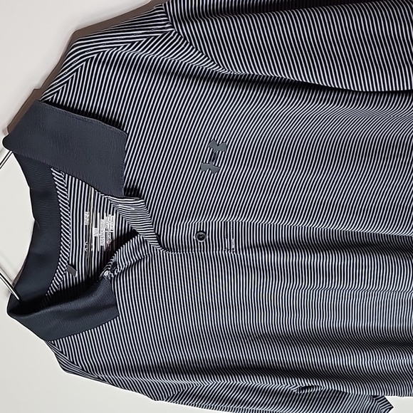 Under Armour large loose fit heatgear pinstripe short sleeve henley shirt - Picture 1 of 6